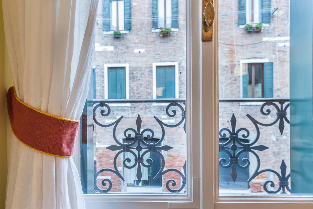 Ca' Dei Nomboli Canal View Venedig Exterior foto